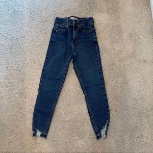 Topshop distressed Jamie Jeans